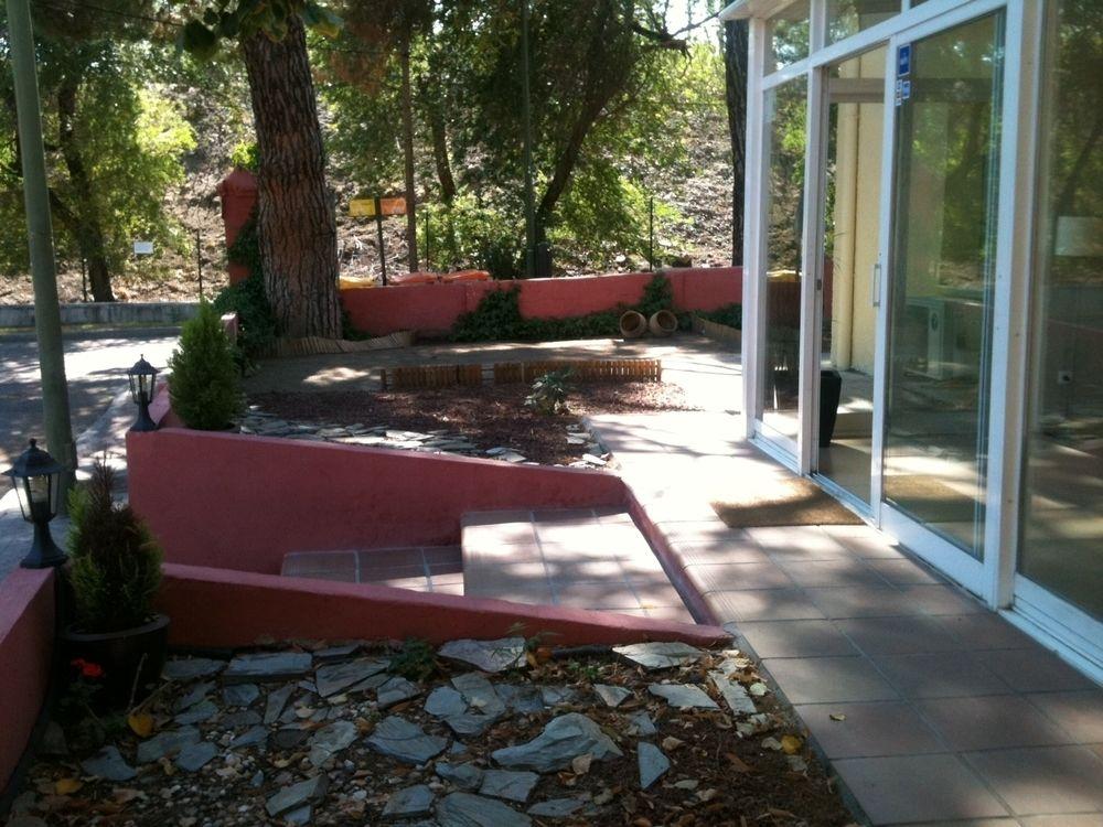 Hostal Aravaca Garden Madrid Luaran gambar