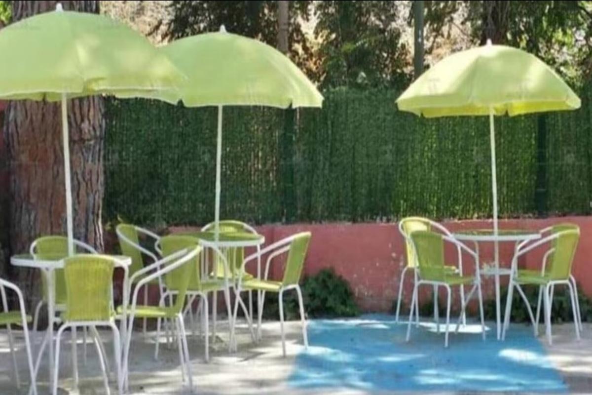 Hostal Aravaca Garden Madrid Luaran gambar